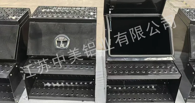 Step Aluminum Tool Box